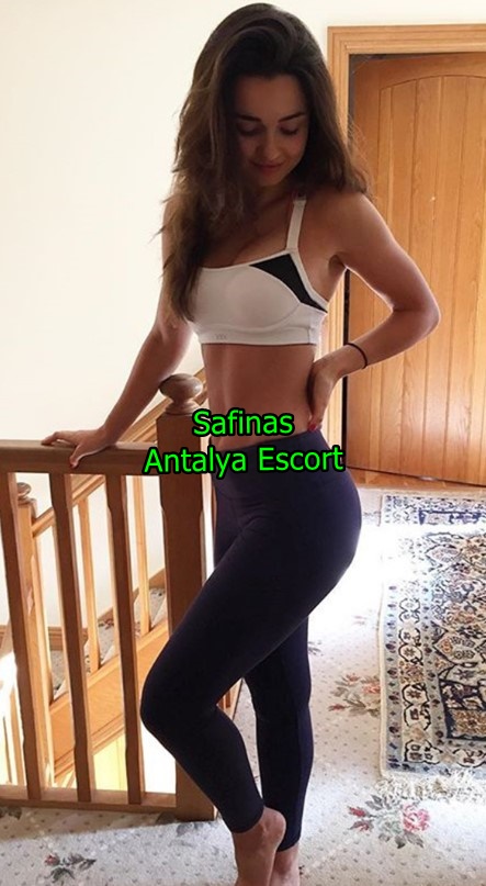 antalyaescortsafinas-1 Antalya Escort Safinas Oral Seks Şöleni Sunuyorum
