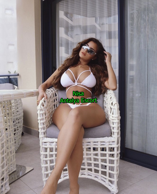 antalyaescortnisa-1 Antalya Escort Nisa Kapıda Seni Öpücüklerle Karşılarım